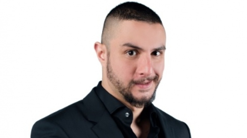 بالفيديو: أحمد الفيشاوي يعترف بمرضه النفسي وإدمانه!